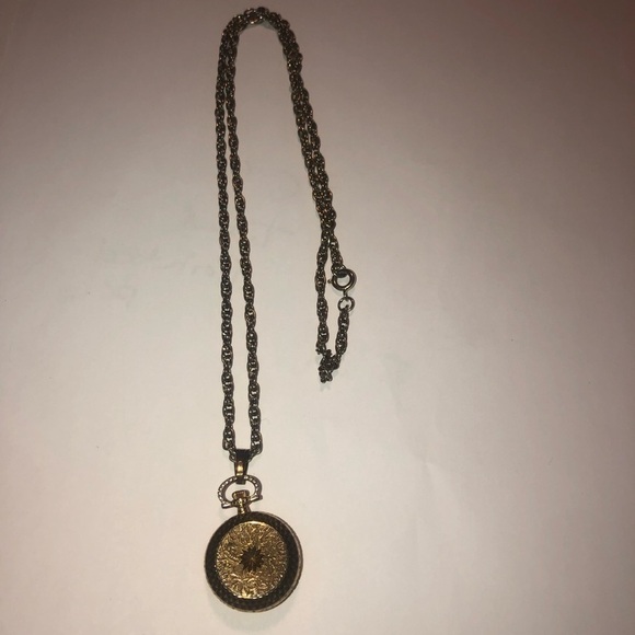 VTG Caravelle by Bulova Gold Tone Engraved Etched Watch Pendant Necklace 25” - Picture 2 of 5